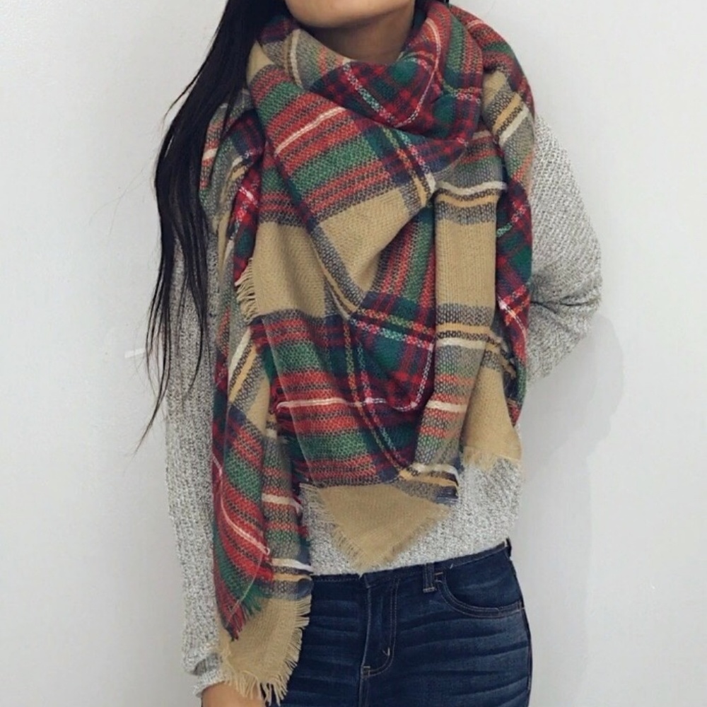 🆕 Juneau - Khaki Plaid Blanket Scarf - Picture 4 of 8